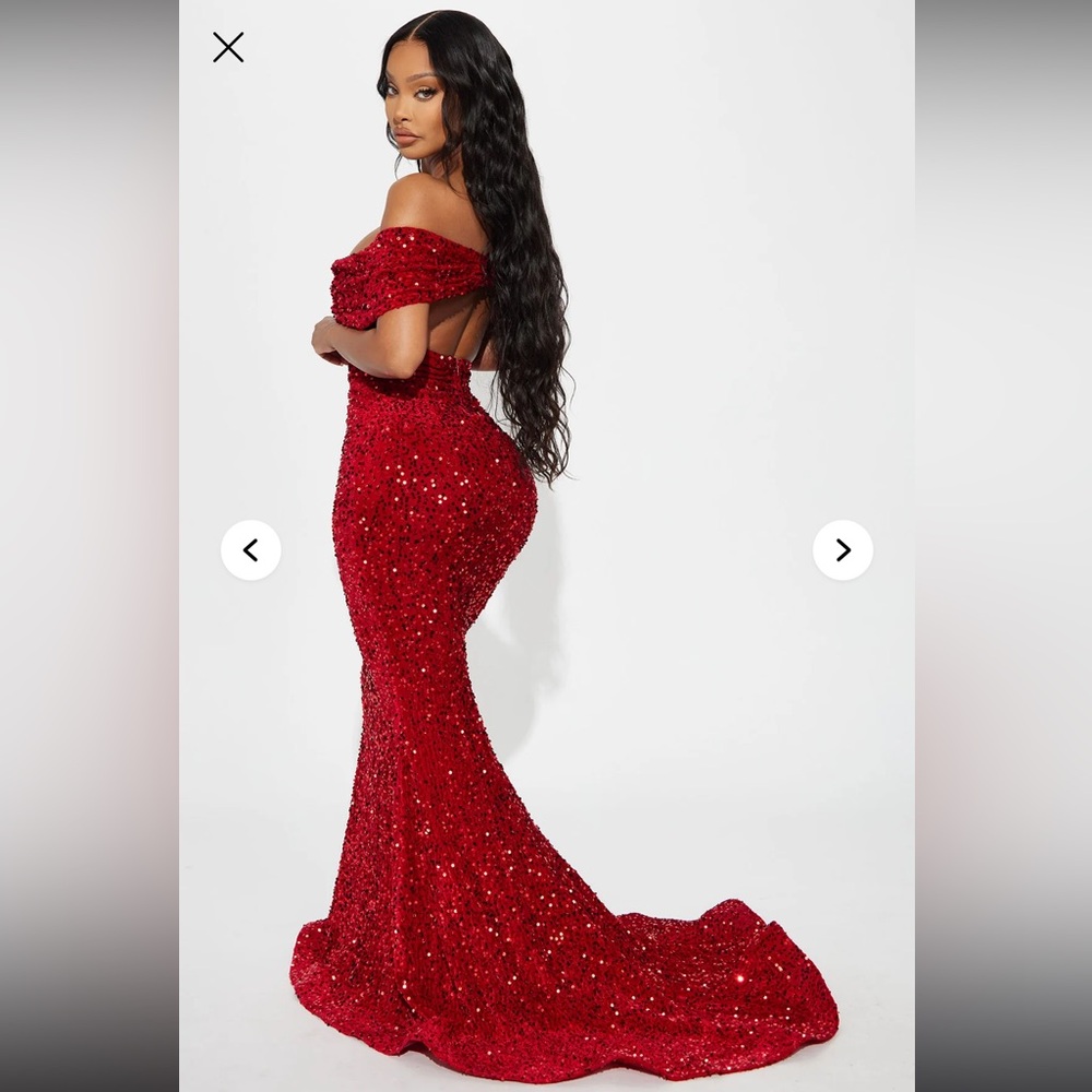 Fashion Nova Red Backless Sequin Dress